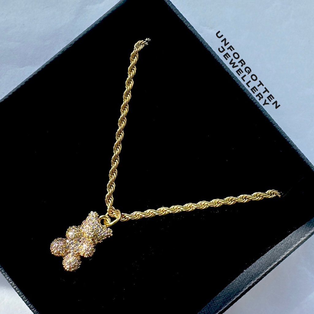 Diamanté bear rope chain