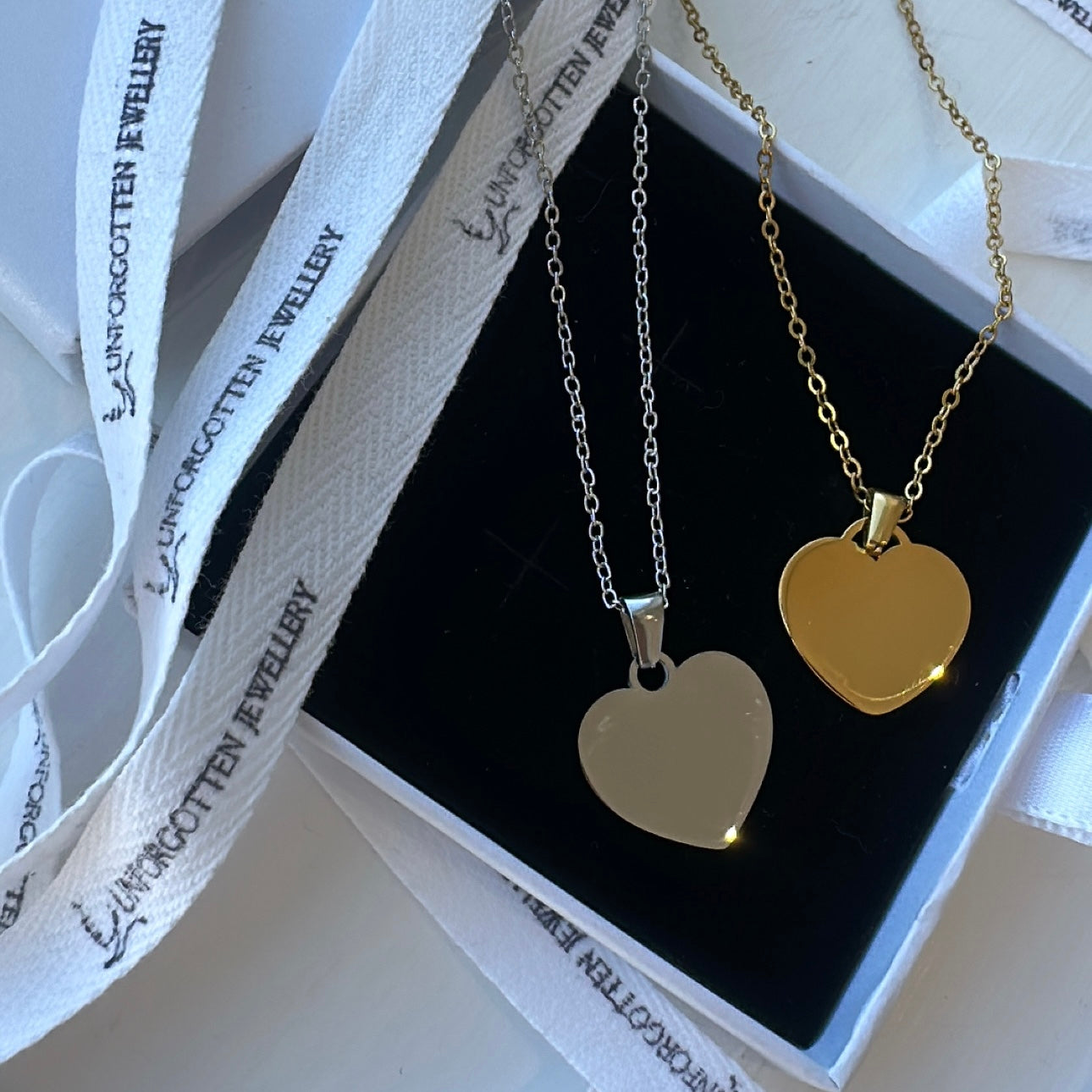 Engraved Classic Heart Pendant Necklace
