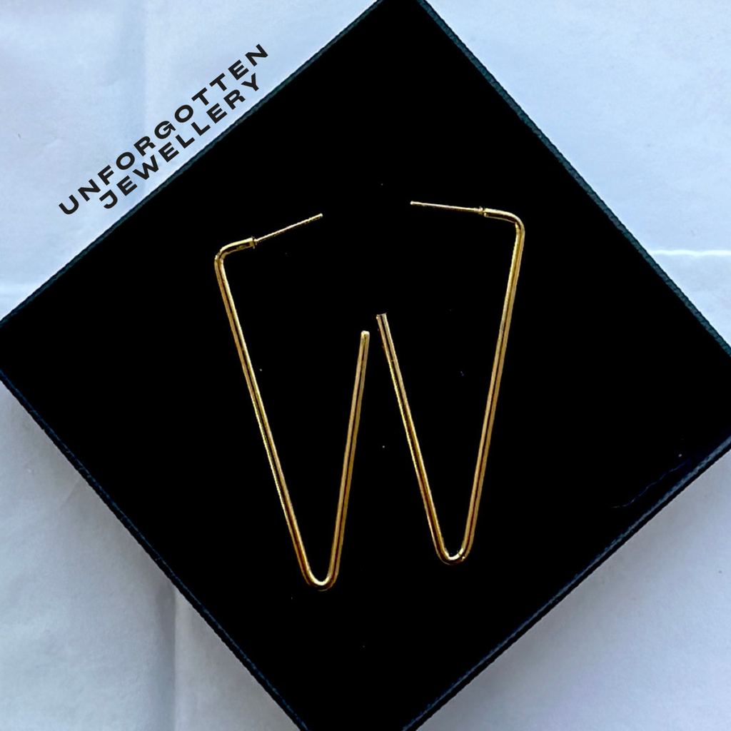 Dagger Hoops