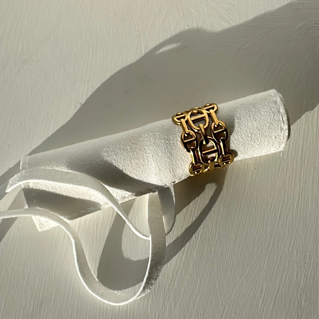 Thick link adjustable Ring