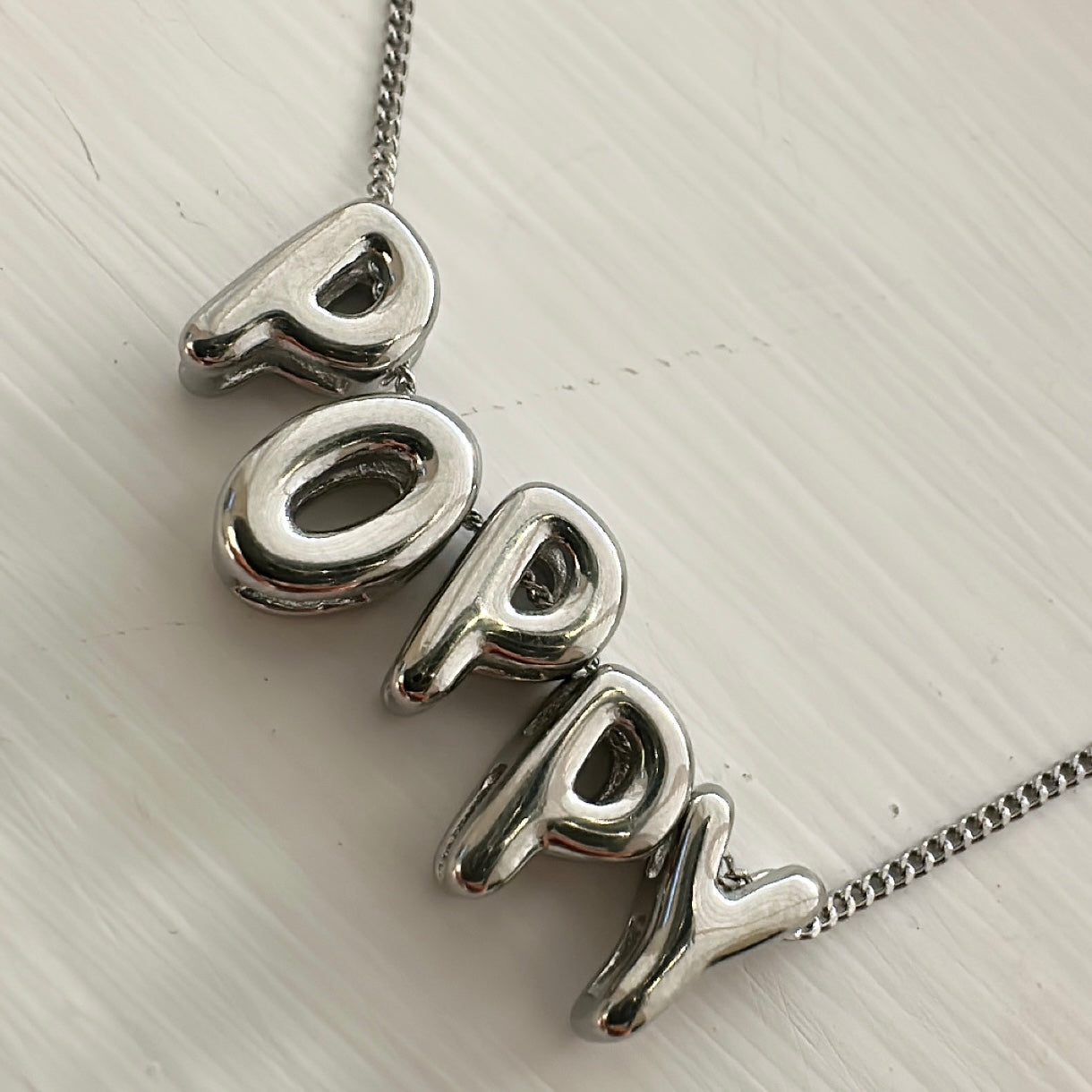 Mini Bubble Name Necklace Single name