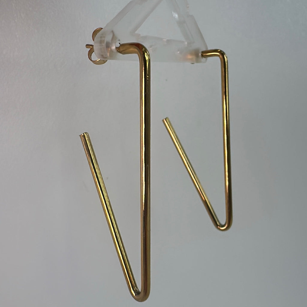 Dagger Hoops