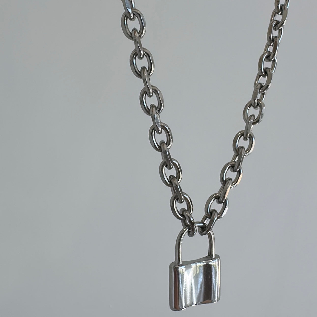 Engravable chunky padlock