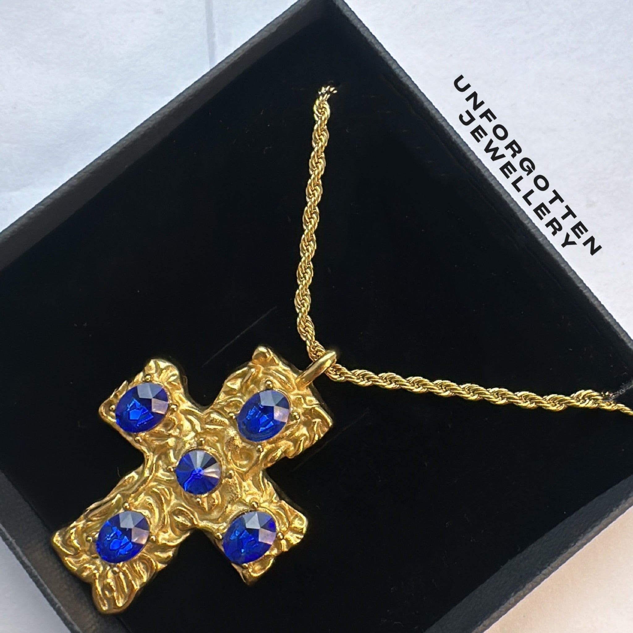 Cross my heart 5 colours