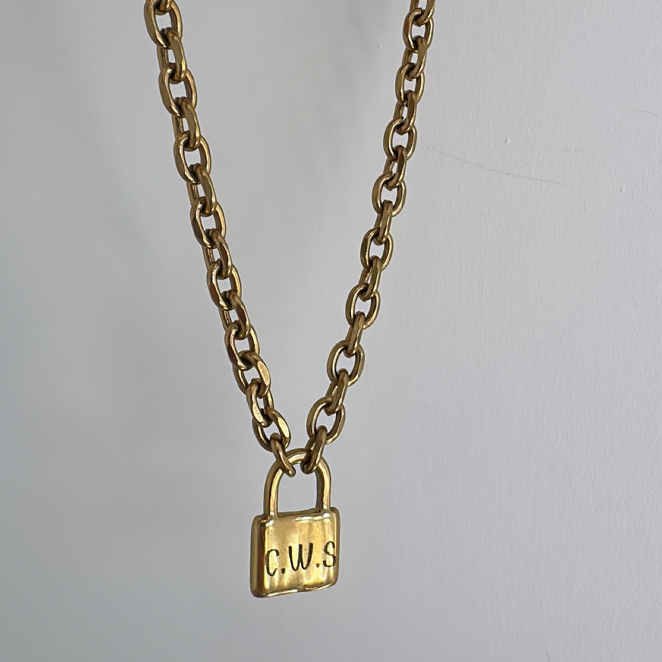 Engravable chunky padlock