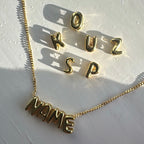 Mini Bubble Name Necklace Single name