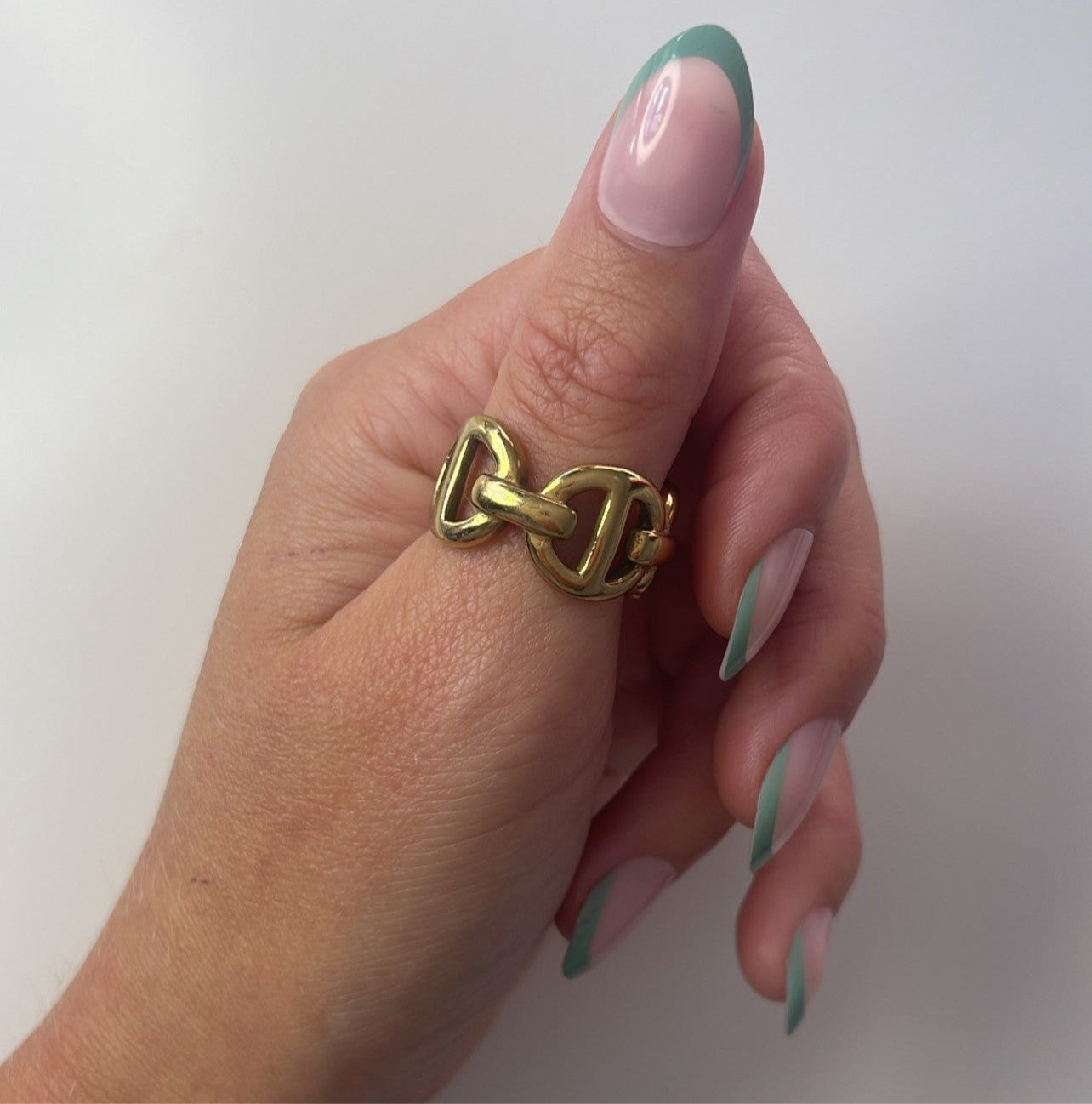 Link Ring