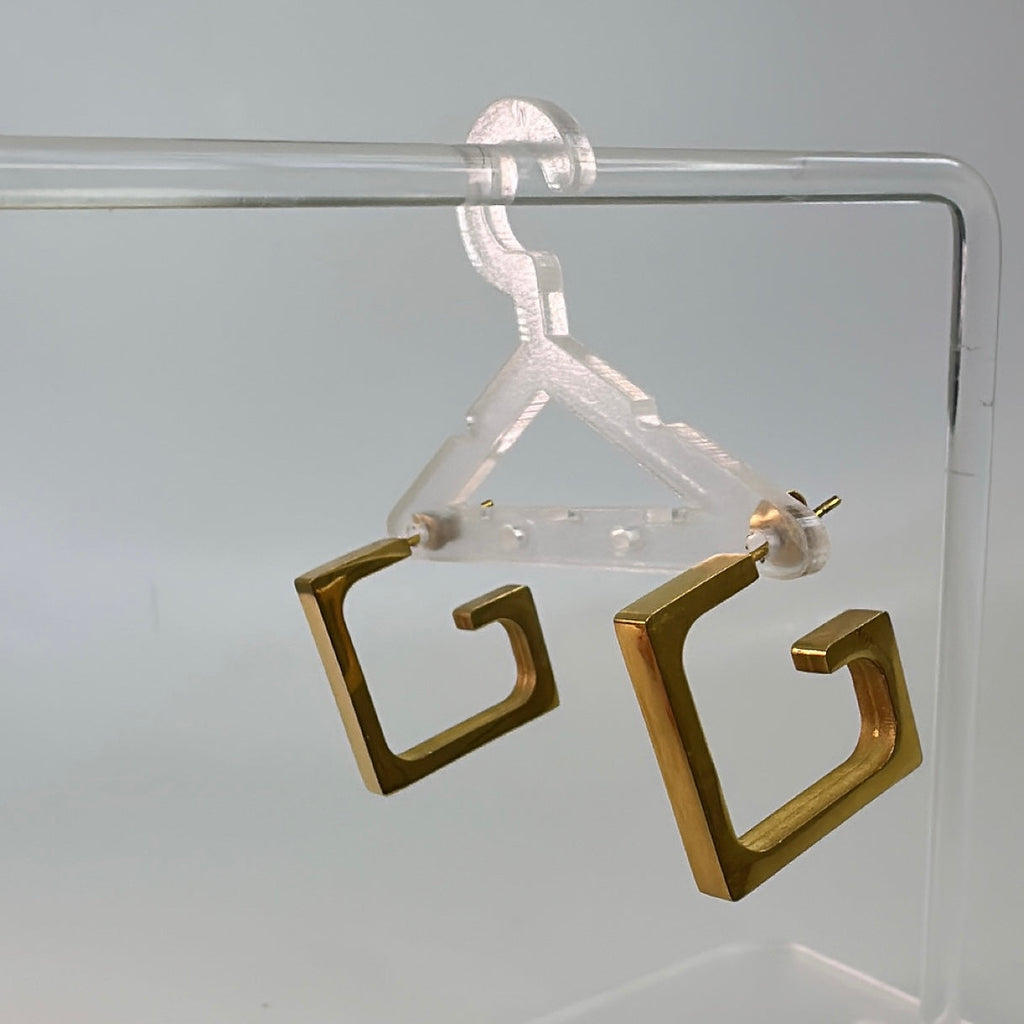 G-Shape Hoop