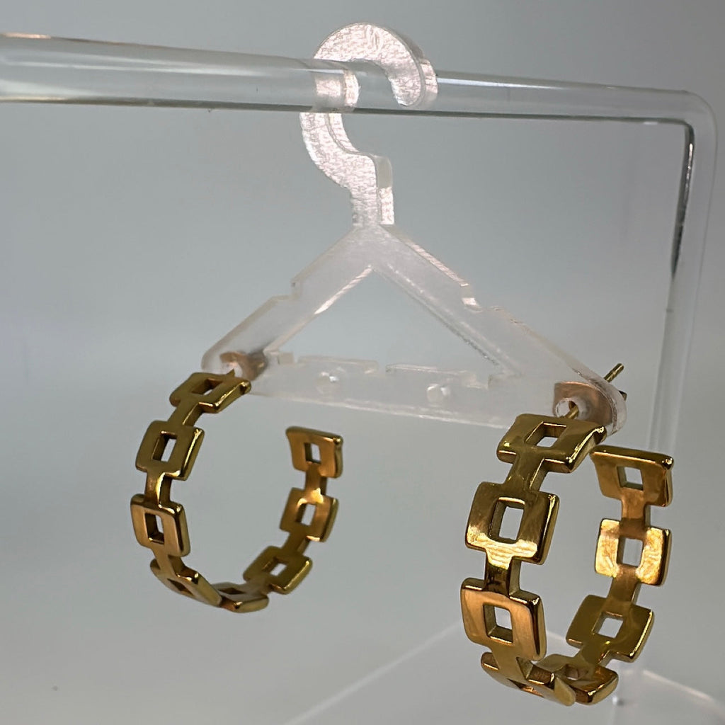 Maisie Mae Hoops