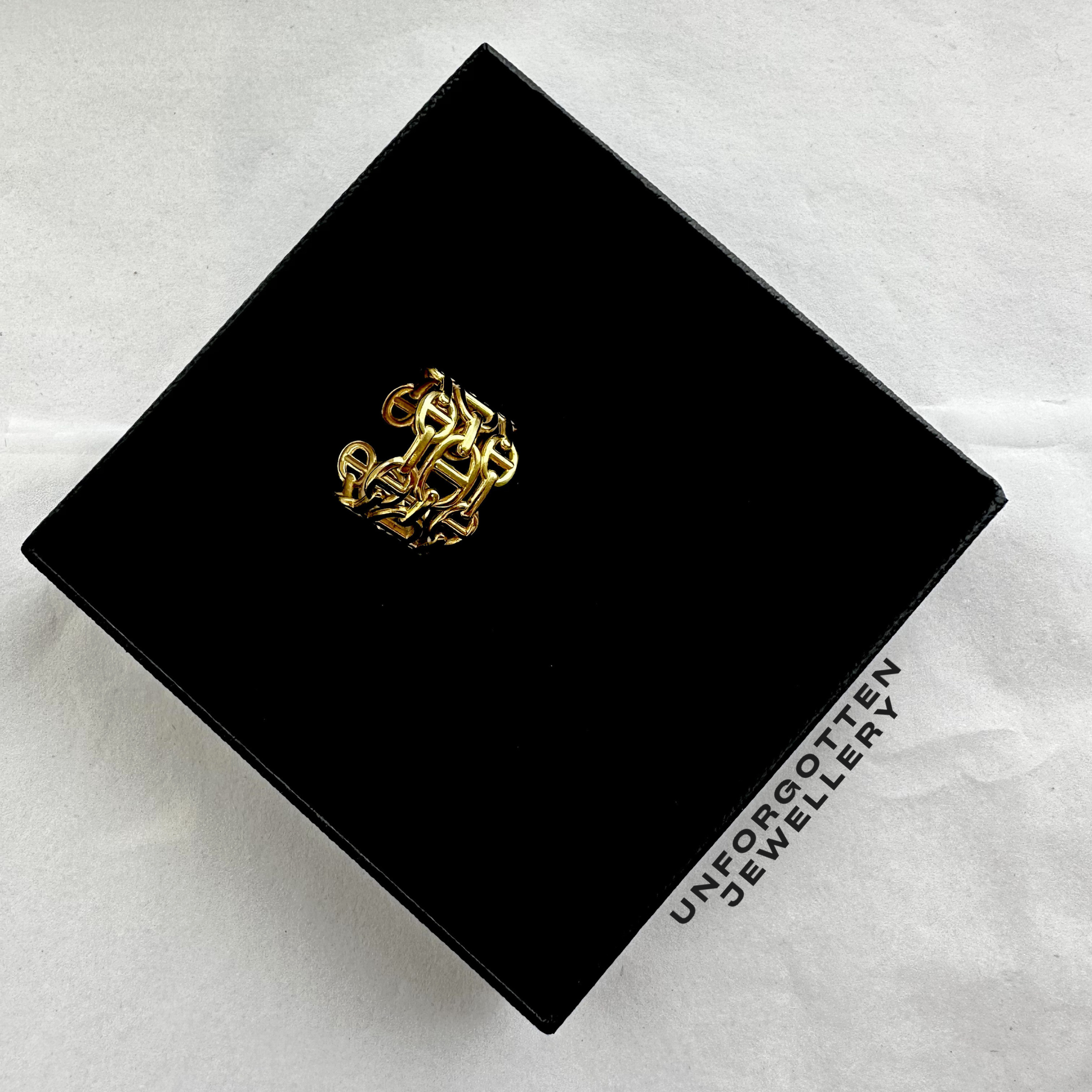 Thick link adjustable Ring