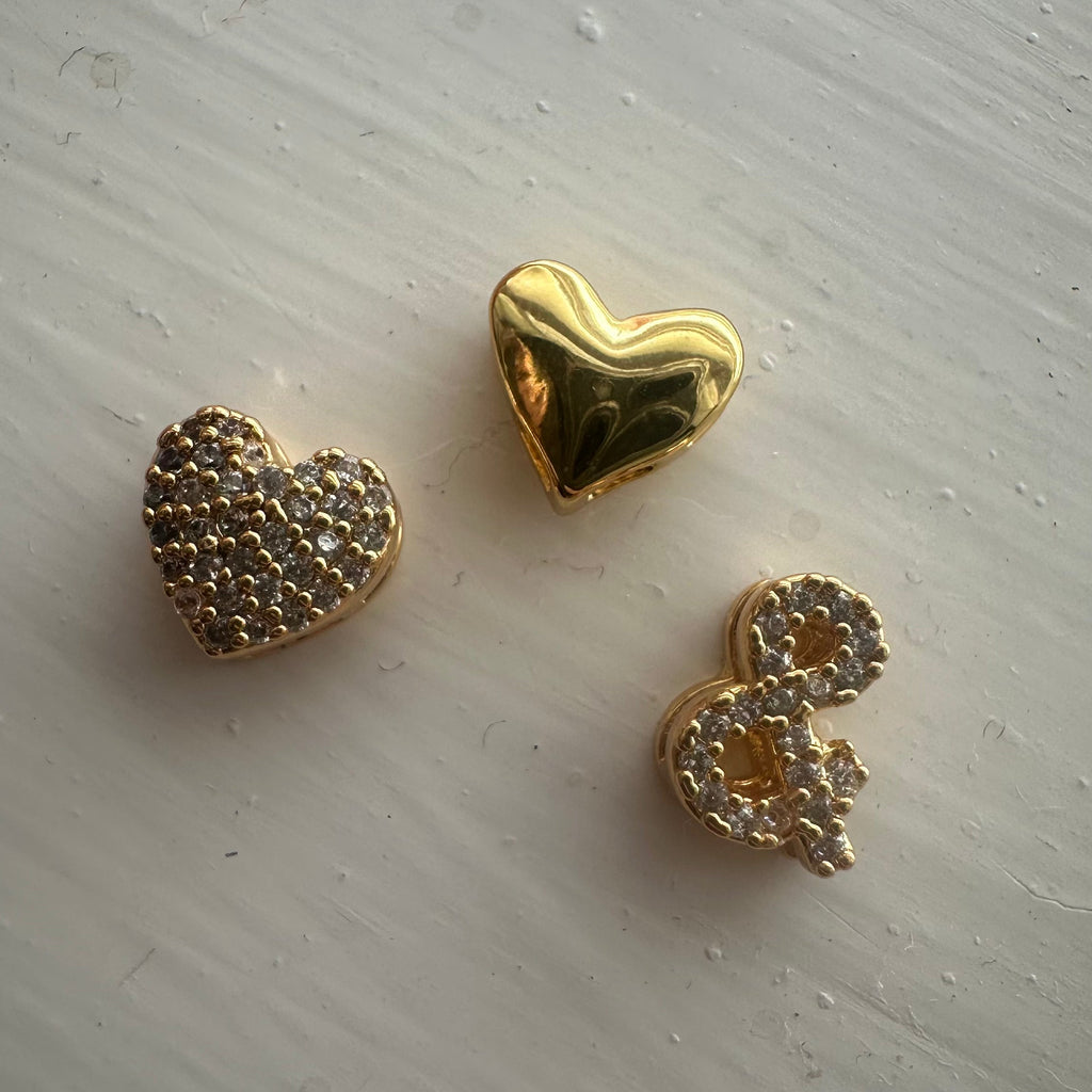 Mini Bubble Name Necklace Single name